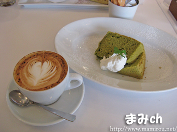 抹茶シフォンケーキ