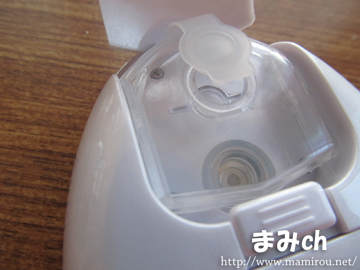 美容液を入れるタンク部分